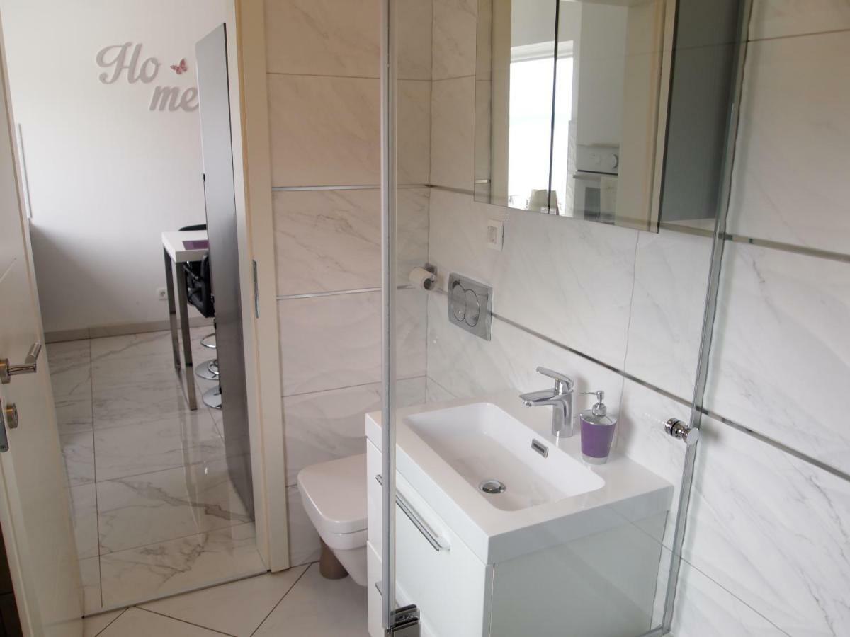 Panoramic View Apartments Crikvenica Ev Station Available מראה חיצוני תמונה