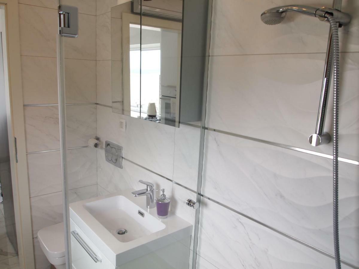 Panoramic View Apartments Crikvenica Ev Station Available מראה חיצוני תמונה